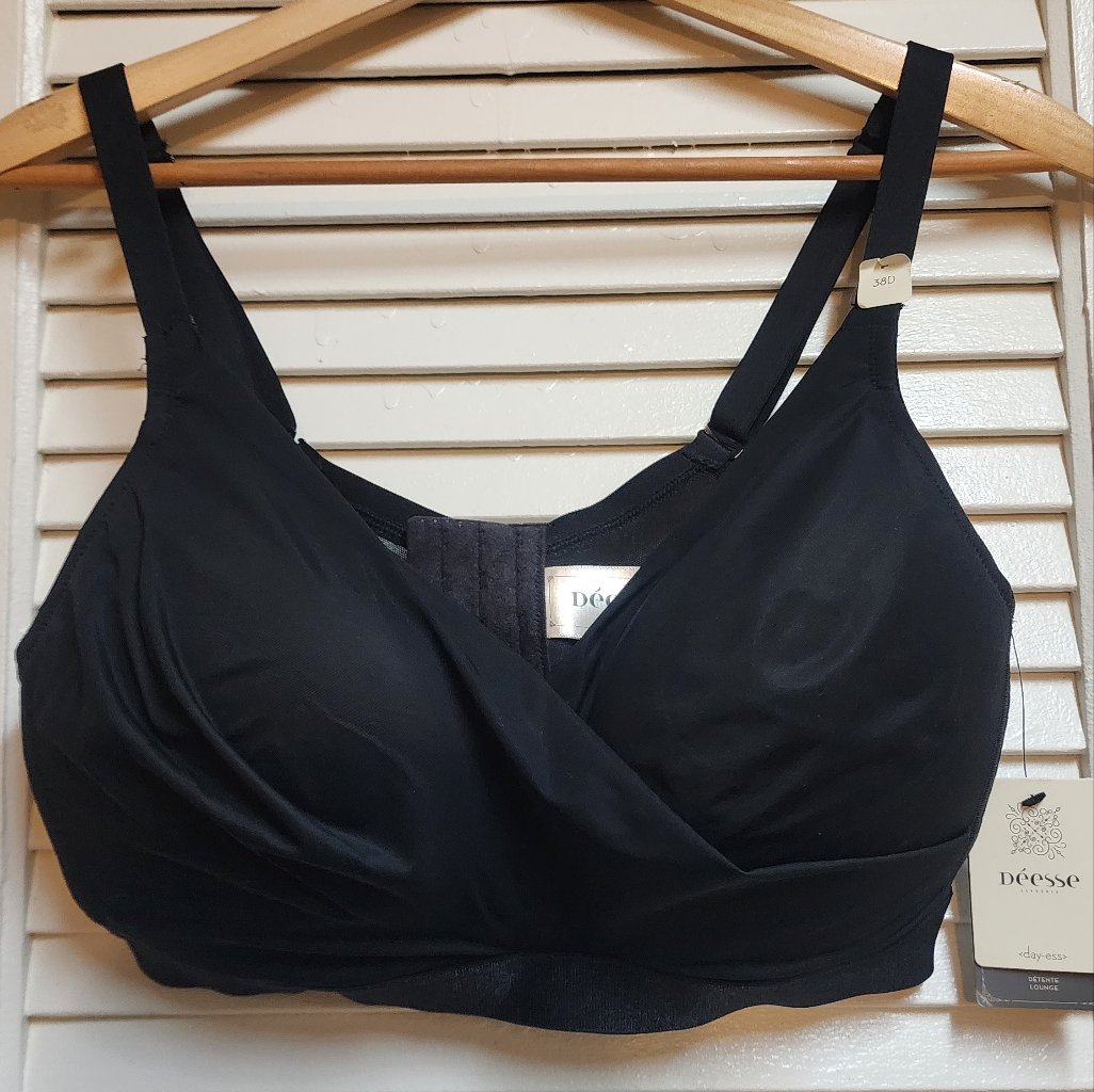 Brand New Deesse Blk Twist Wireless Bra 38d
